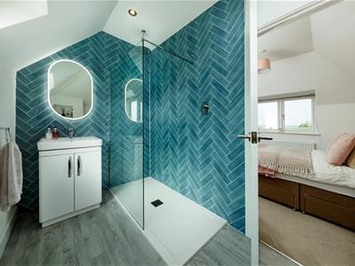 En-Suite Shower
